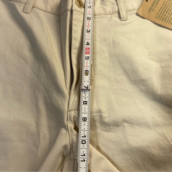 L.L. Bean Cream Flat Front Shorts with Timeless Appeal 38W - Picture 13 of 14